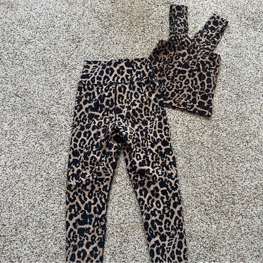 LNA Leopard Matching Workout Set - Picture 6 of 8